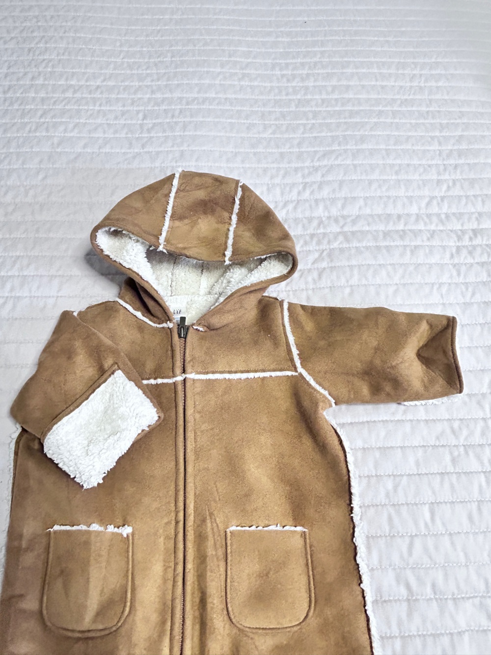 Baby Gap Newborn Faux Suede Sherpa Bunting Snowsuit Tan Pumpkin Patch Fall